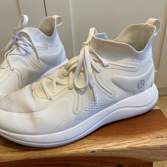 9.5 Lululemon Chargefeel 2 Mid Workout Shoes White - Picture 5 of 12